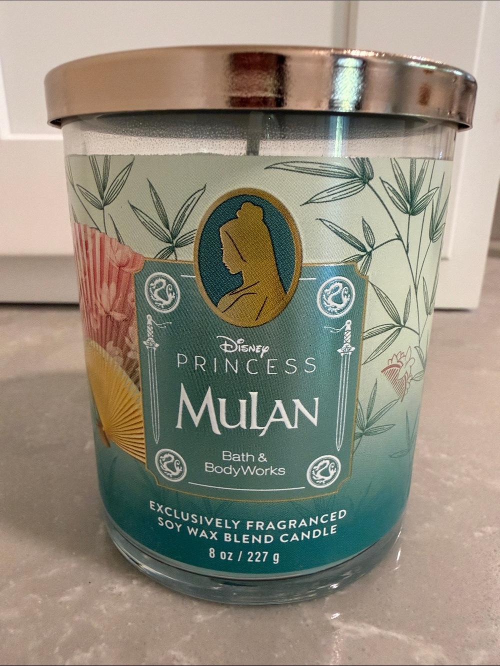 Bath & Body Works Disney princess mulan single wick candle - Picture 1 of 4